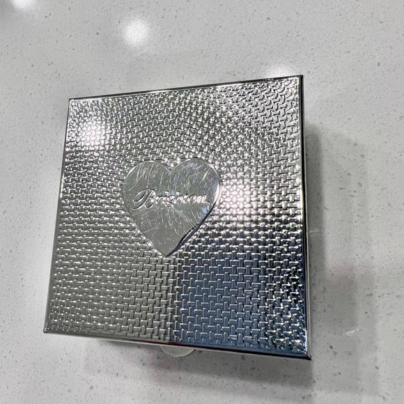 Brighton SO GLAM Pill Box - Picture 5 of 11